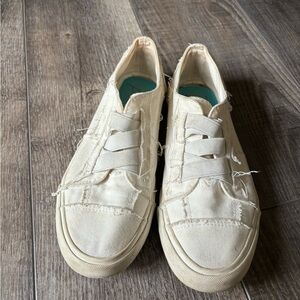 Blowfish white shoes